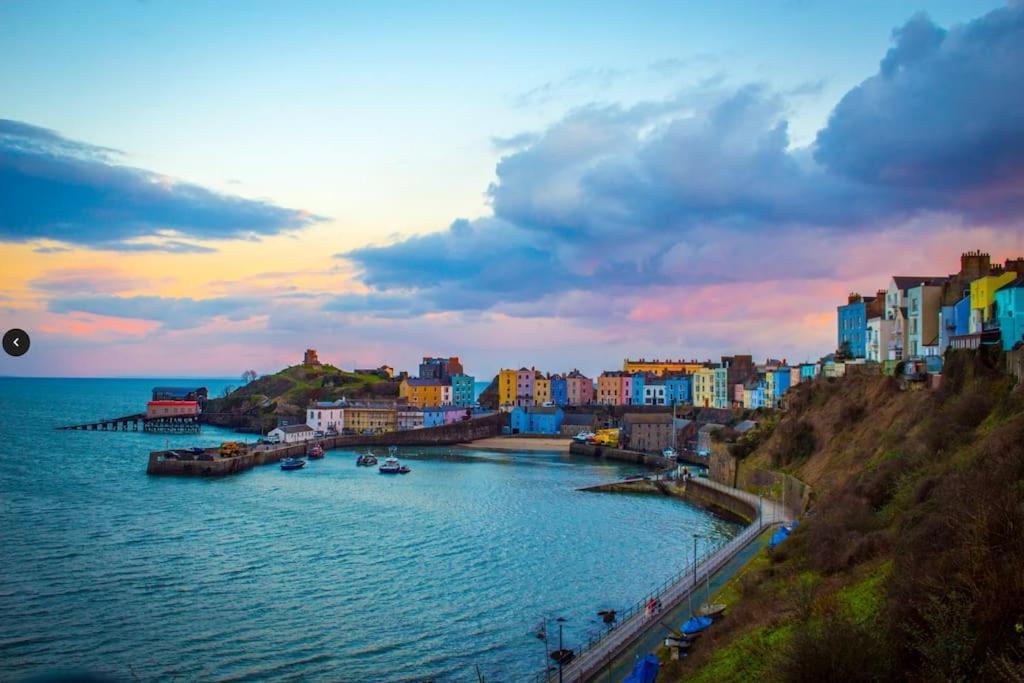 Ship Cottage Tenby Beach 50M ภายนอก รูปภาพ